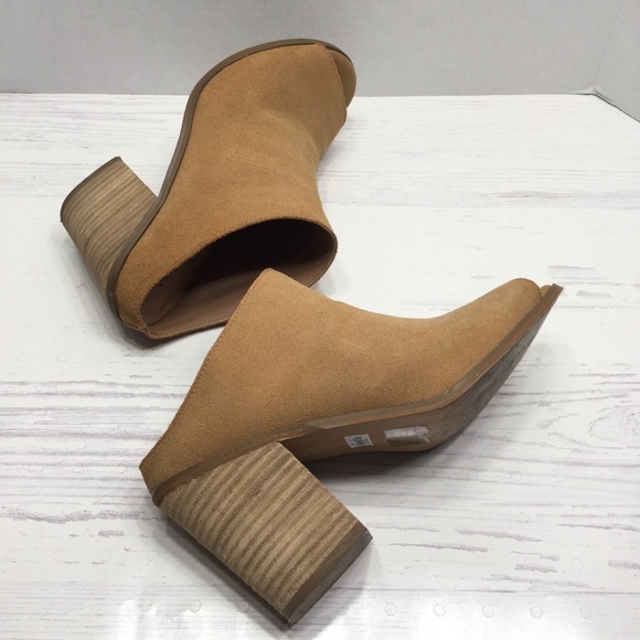 **SOLD**TORRID | EUC Tan 100% Suede Open Toe Mules - Picture 6 of 8
